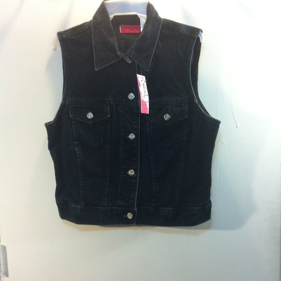 carols denims Jackets & Blazers - Carol's Denims vest size medium.